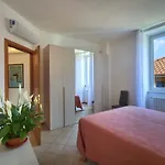 Perfect Place 2 Apartment Varenna