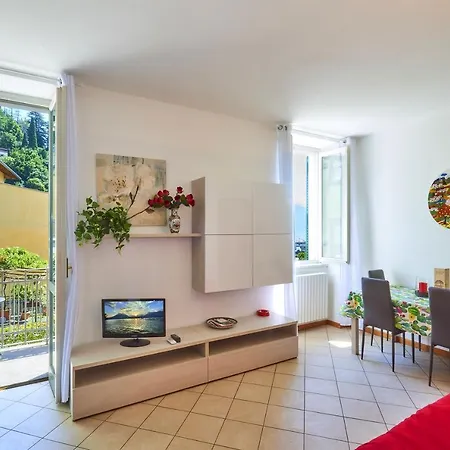 Perfect Place 2 Apartamento Varenna