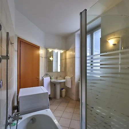 Perfect Place 2 * Varenna