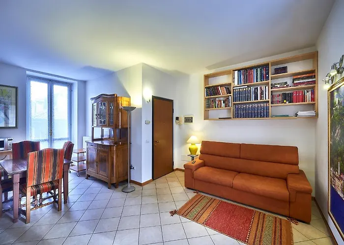 Perfect Place 2 Apartament Varenna