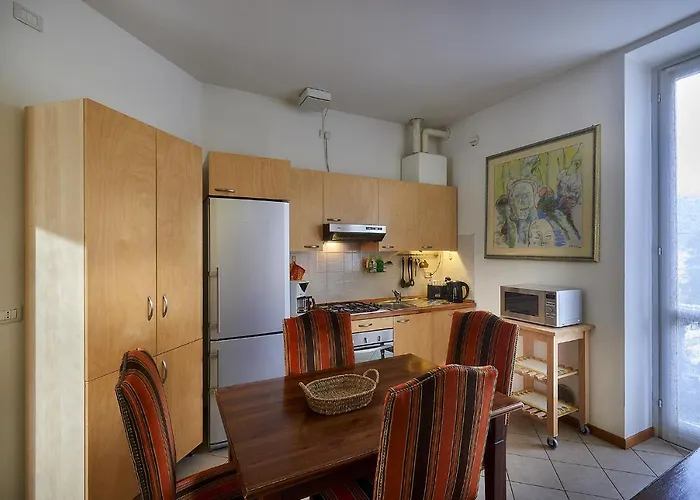 Perfect Place 2 Apartament Varenna