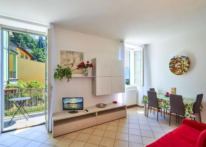 Perfect Place 2 Apartament Varenna